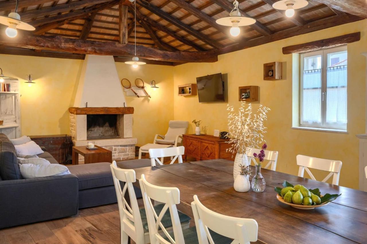 Family Villa Elizabeta With Pool In Umag Cepljani Kültér fotó